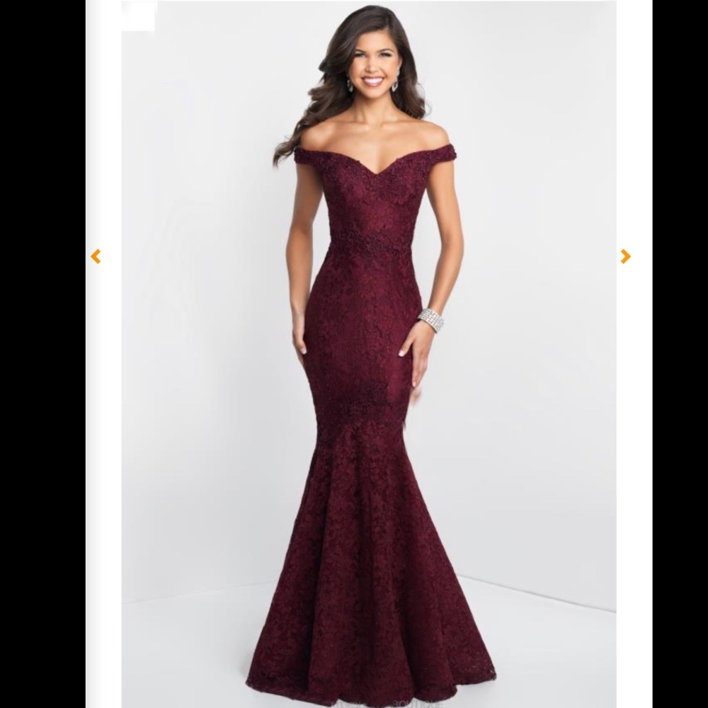 Prom dress (worn once )